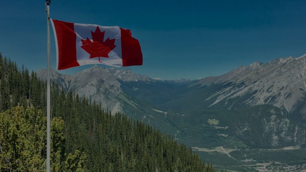 Canada's visa : System is collapsing! What's the reason ?