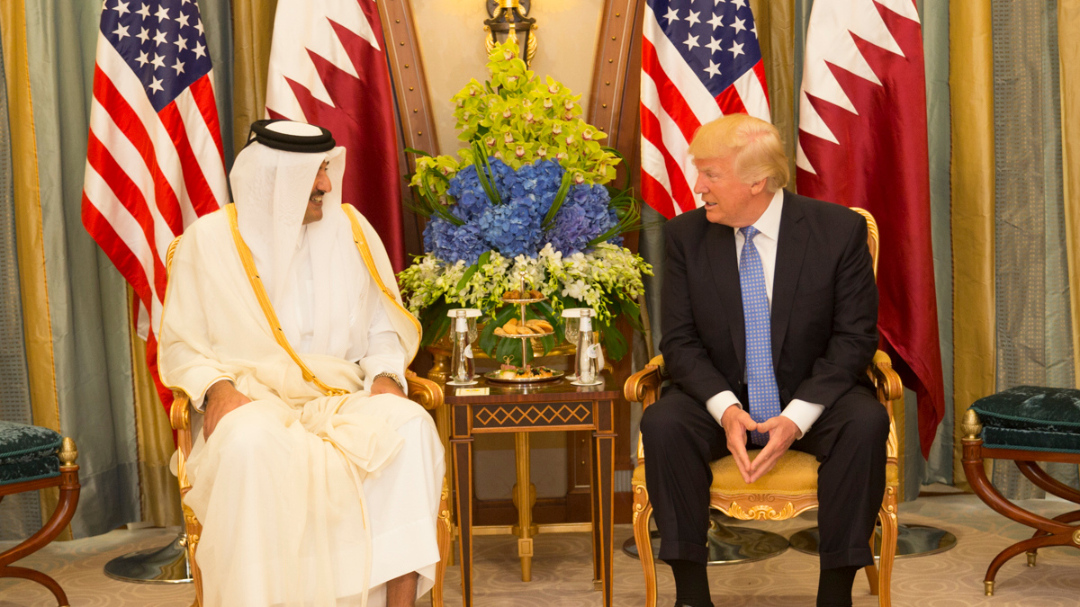 Donald Trump: Surprise meeting with Qatari leaders !