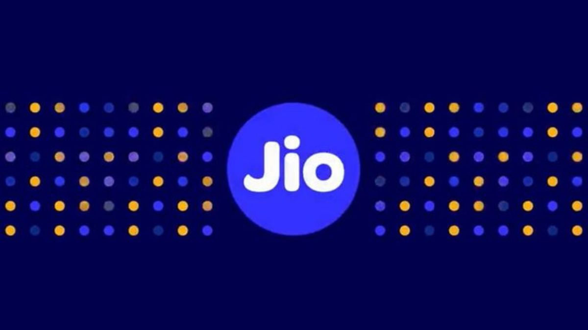 Jio:cheap plans, unlimited calling and data benefits!